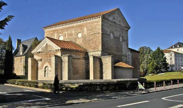Baptisterio de San Juan de Poitiers