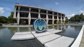 Timeline: HISTORIA DE LA UNIVESIDAD DE SAN CARLOS Y FACULTAD DE MEDICINA