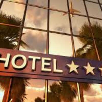 Timeline: Evolución de las Cadenas Hoteleras - Nuñez Huerta Gildardo