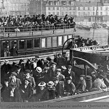 Stephens and O'Mahony Arrive in the United States