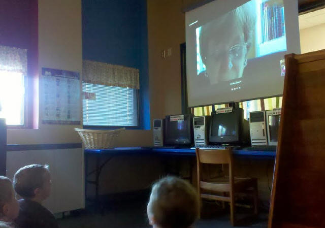 Cybrary Man and wife Read to 2nd graders Van Meter, Iowa