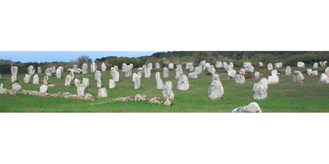 Sesión 7: 12/11/20 MENHIR (3980 A.C) https://www.altima-sfi.com/uploads/thumbs/tanaarticulo/1369menhir.jpg