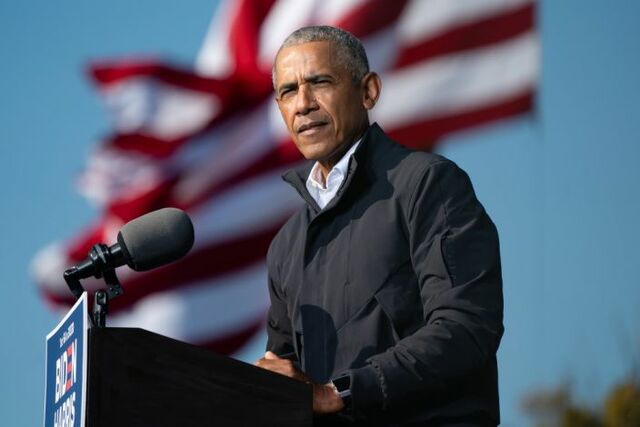 Barack Obama begins second term as president of the U.S.