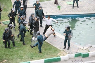 Regimen represivo, elecciones Iran 2009