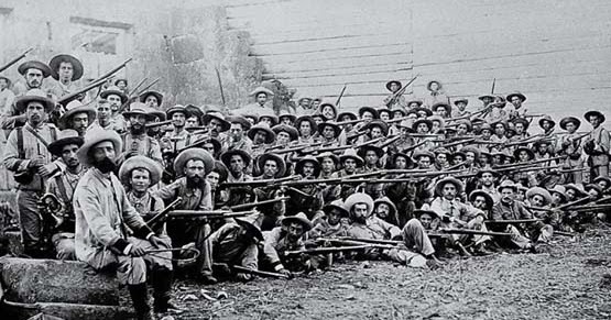 Paz de París: derrota española (pérdida de Cuba, Filipinas y Puerto Rico).