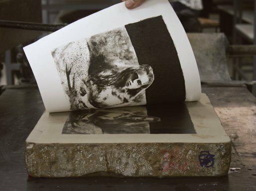Author Aloys Senefelder develops lithography, the first "planographic" printing method, which used a flat surface and set the stage for modern offset printing.