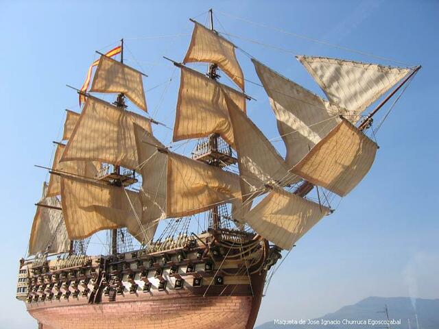 Barcos de guerra o buques de guerra