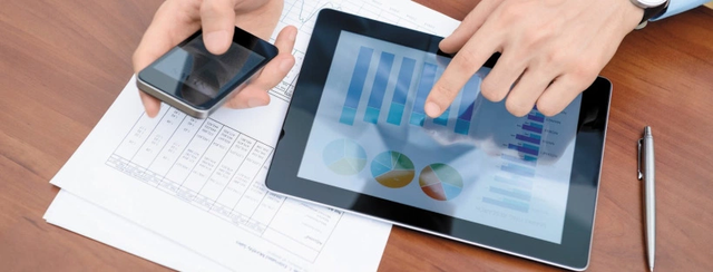 Nuevas Tecnologías de Comunicación, la demanda de los hoteles se haca cada vez mas alta y es mas accesible viajar para las personas de clase media-baja.