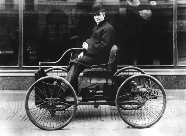 Henry Ford make the first practical car