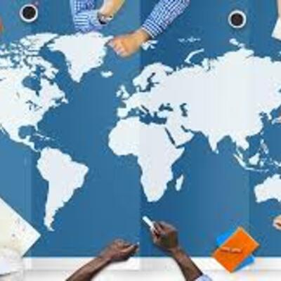 Timeline: La historia y las relaciones internacionales Julián Pineda-Juan Valdés 11C