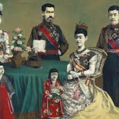 Timeline: Desarrollo histórico de la familia