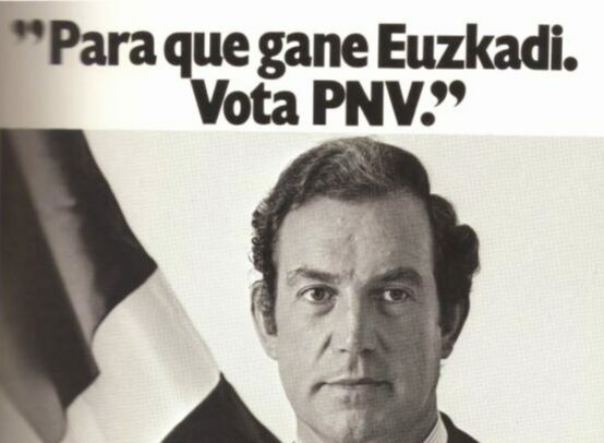Se funda el PNV. (julio)