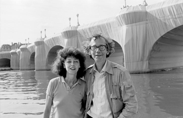 Christo y Jeanne-Claude envuelve el Pont Neuf en París