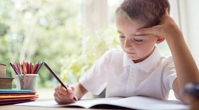 Dentro a las clases hasta que terminen