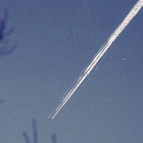 US Space Shuttle Columbia Crashes
