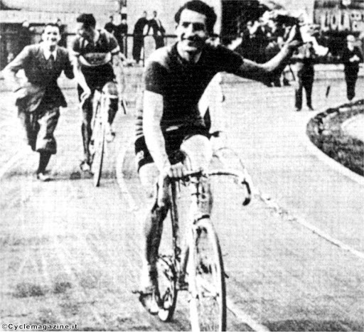 Gino Bartali vince il Giro d'Italia