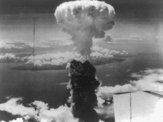 Bombing Nagasaki first Atomic Weapon