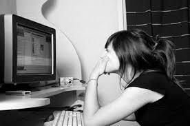 La era de los chats,creada por Jaikko Oikarinen,fue usada para los chats publicos.