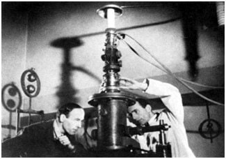 The First Transmission Electron Microscope