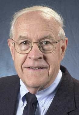 Nace Frederick Brooks