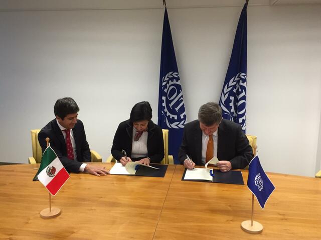 México se adhiere a la O. I. T.