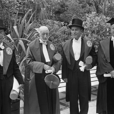 Timeline: David Bloor- Sociologist in Philosophy (and Psychology). (1942-Present)