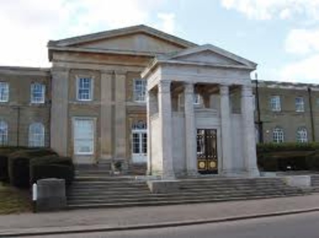 Goes to College at Mill Hill School in London , Englans