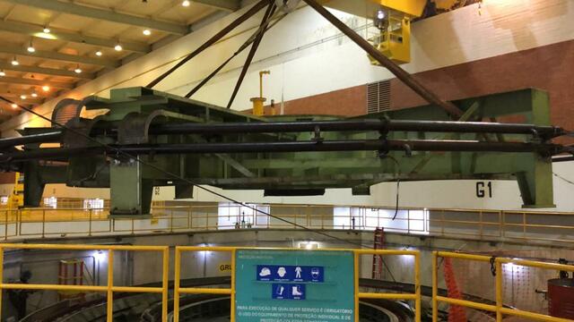 Içamento e posicionamento da cruzeta no HM