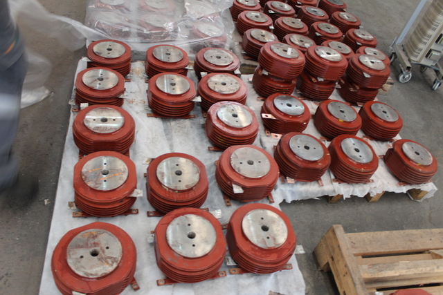 Reparo dos 84 polos em fábrica - limpeza/tratamento térmico/limpeza das conexões