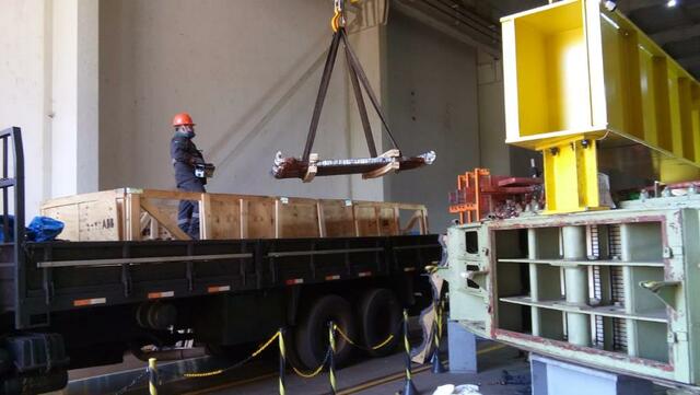 Envio de 532 barras roebel p/ fábrica Insight