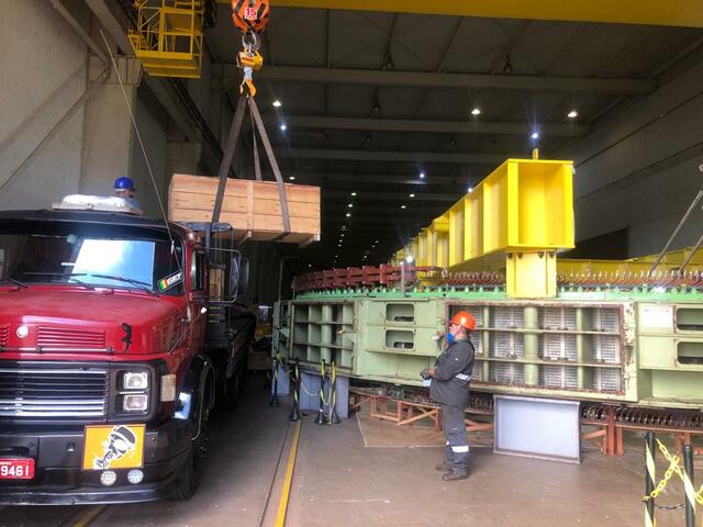 Recebimento das 24 barras em planta UHE Volta Grande