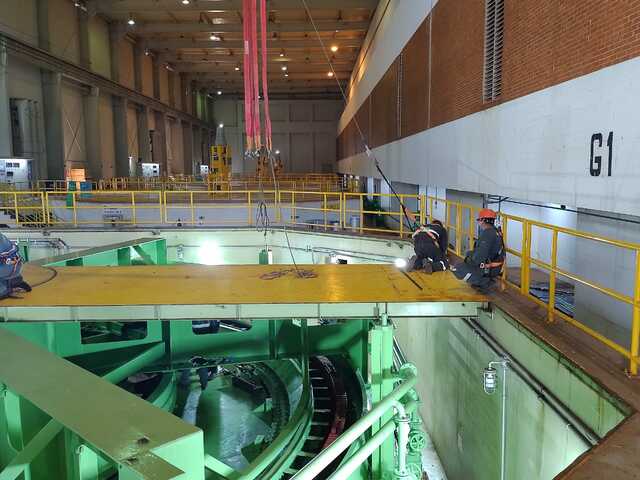 Montagem e pintura das tampas superiores do UG01