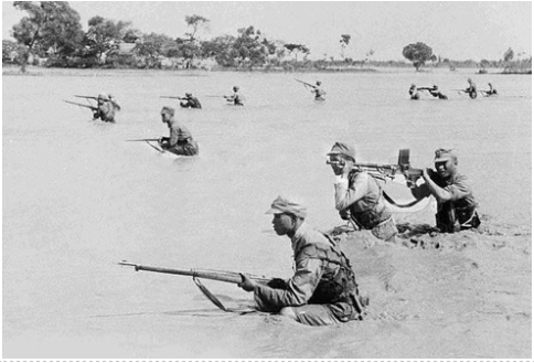 Se destruyen los diques que contenían el Huanghe mejor conocido por rio amarillo por enfrentamiento entre China y Japón.