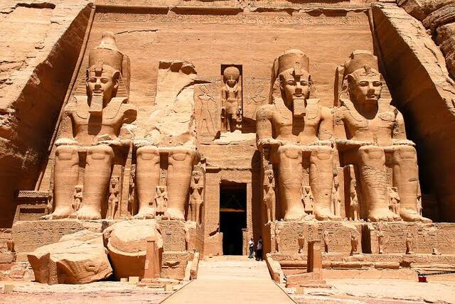 CONSTRUCTION OF ABU SIMBEL