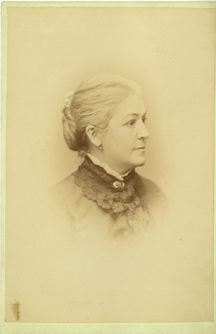 Deristhe Levinte Hoyt