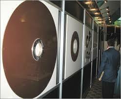 Primer Disco Duro de 90 MB