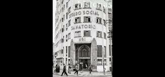 Se crean Organismos que impulsan la Industrialización.