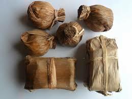 PRODUCTOS AGRICOLAS EN HOJAS DE PALMA