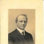 Henry Turner Bailey is born