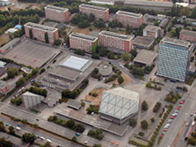 Max gets into a university