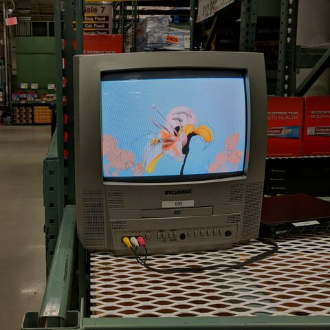 Color television programs