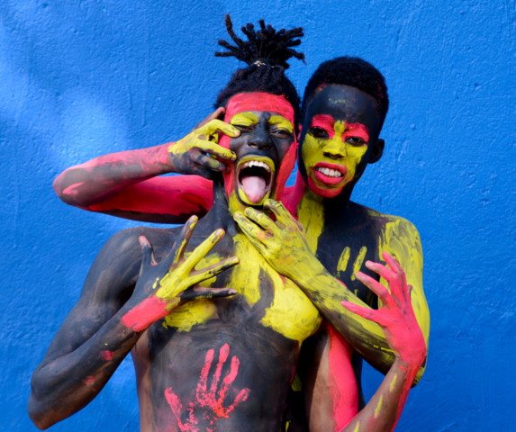 Guía etnográfica: sistematización de datos sobre la diversidad y la diferencia de las culturas (P. Guerrero, 2002)