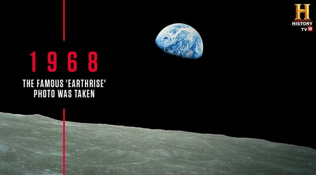 Photograph of the Earth is taken from the moon