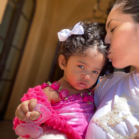 His fourth daughter Capri was born