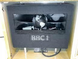 Inauguración del primer servicio regular de televisón.