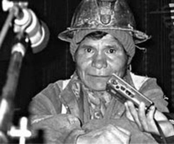Emisoras mineras clandestinas en Bolivia