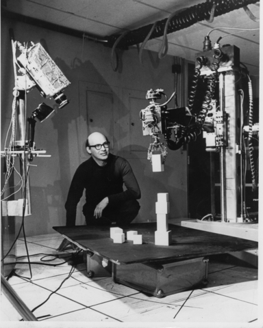 PRIMER ORDENADOR DE RED NEURONAL