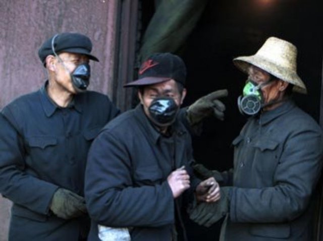 Gas explodes in coal mine at Zonguldak Turkey, 100s die