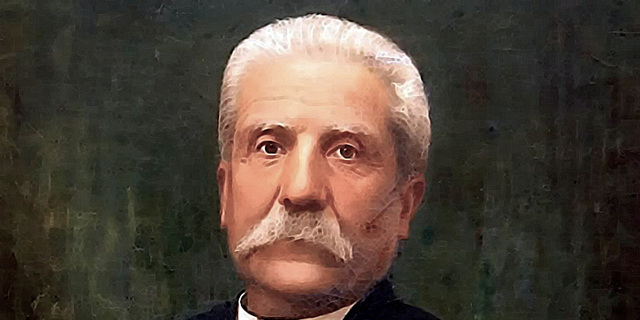 Si trasferisce a Roma