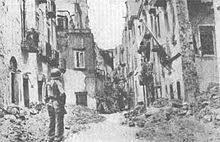 Napoli per la prima volta viene bombardata dalla RAF (Royal Air Force)